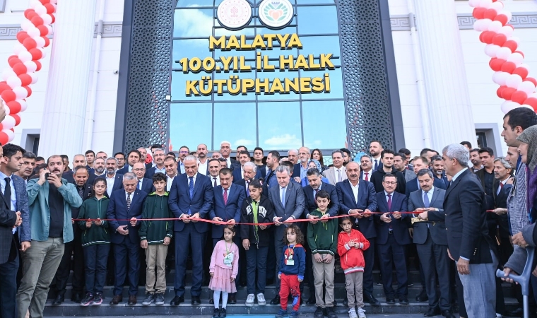 Türkiye’nin önemli kütüphanelerinden biri, bakanların katılımıyla, Malatya'da açıldı!