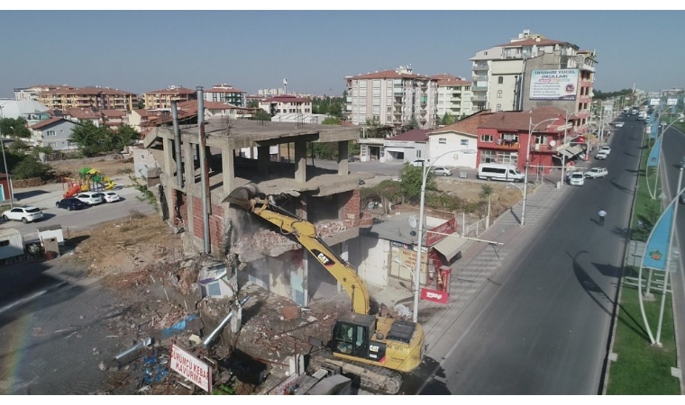 Usta Gazeteci Çetin'in gündeminden düşmüyordu ve Malatya'daki yıkımlarda ilk yürütme durduruldu!