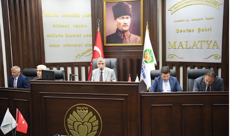 Yeşilyurt, Battalgazi ve Darende İlçe Belediyelerinin ek bütçe talepleri kabul edildi