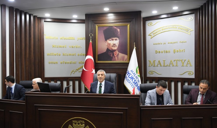 2024 Yılı Ücret Tarifesi, Plan ve Bütçe Komisyonunun raporu doğrultusunda görüşülerek kabul edildi