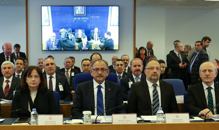 Bakan Özhaseki: Bazı belediyeler, kentsel dönüşümde durumun ciddiyetinden uzak hareket ediyorlar!