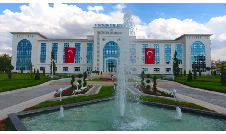 Battalgazi'de seçim kulisleri hareketli: Mevcut Başkan Osman Güder ile birlikte 3 isim konuşuluyor