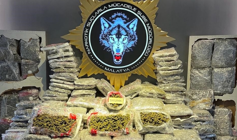 Malatya’da 372 kilo skunk ele geçirildi