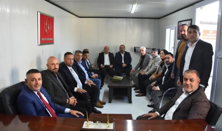 Sadıkoğlu: Partiler üstü bir konuma sahibiz!