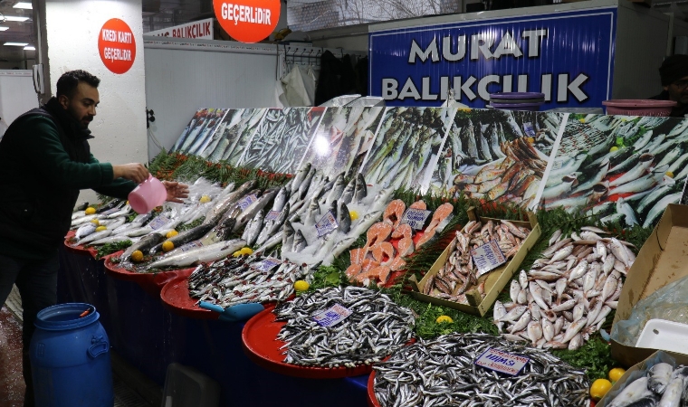 Malatya balıkçıları, yeni yerlerinde müşterilerini bekliyor