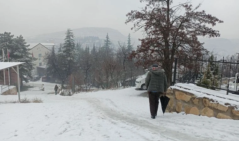 Arapgir beyaza büründü!.. Kartpostallık görüntüler ortaya çıktı!..