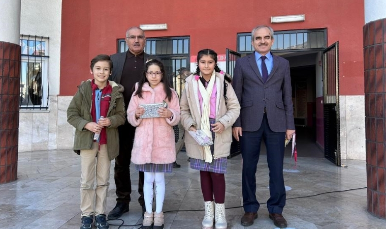 Manisa’yı duygulandıran hikâye! Malatyalı depremzede öğrenci ağlattı