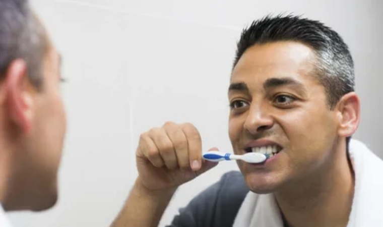 Ramazan Ayında Diş Sağlığınızı Korumanın Püf Noktaları