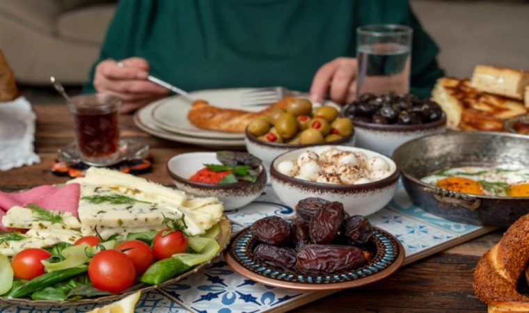 Ramazan’da tatlı ve pideye dikkat!