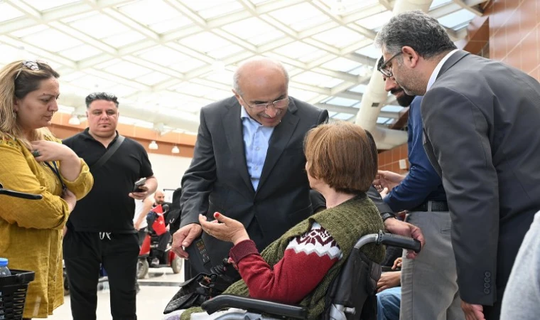 Malatya’da 50 adet akülü engelli aracı teslim edildi