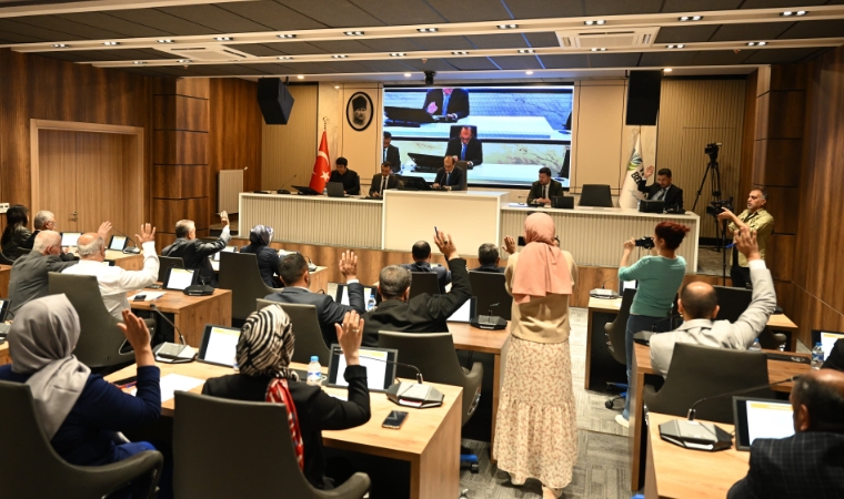 Yeşilyurt Belediye Meclisi Olağanüstü Toplantısını Yaptı: Gündem Maddeleri Görüşüldü