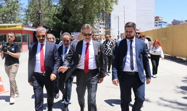 Eski Bakan Tüzmen: Şu Görüntü Malatya'ya Yakışmıyor!