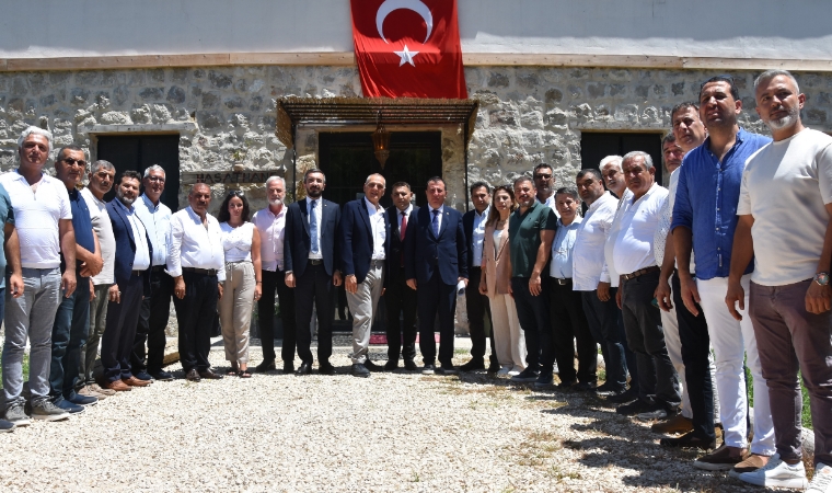 Deprem Bölgesinden Ortak Mesaj: Ya Mücbir Sebep Uzatılsın Ya Da biriken Borçlar Silinsin