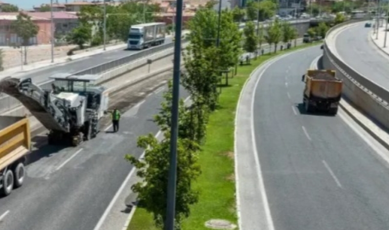Malatya Çevreyolunda Asfaltlama Çalışmaları Devam Ediyor