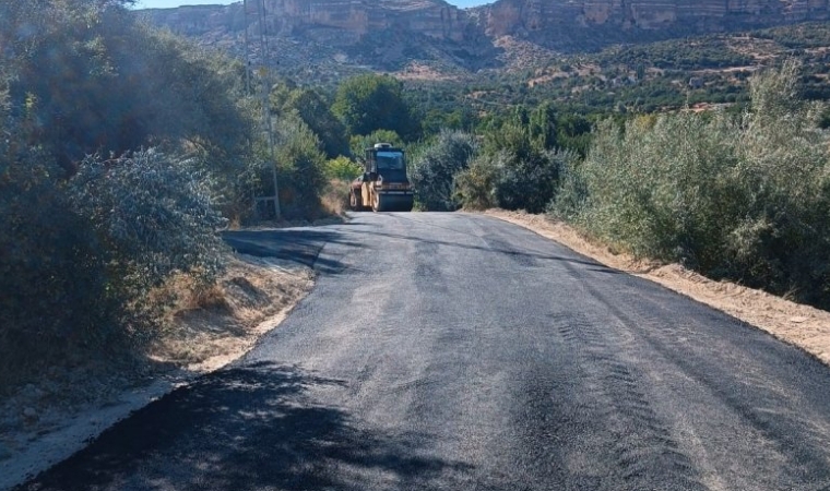 Akçadağ’a 20 Kilometre Asfalt Serimi...