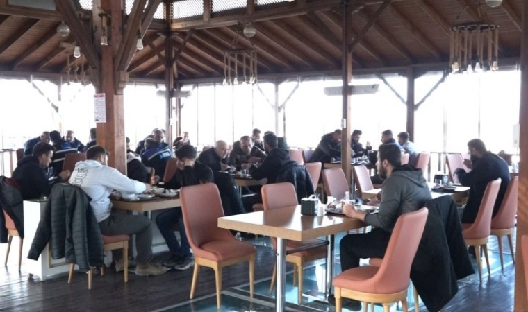 Malatya Sofrası’nda Lezzet ve Ekonomik Fiyat Bir Arada: 50 TL’ye 4 Çeşit Yemek!