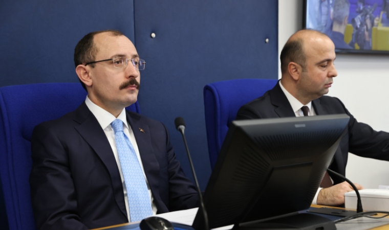 Emekliye Bayram İkramiyesi, 4 Bin Liraya Yükseldi!