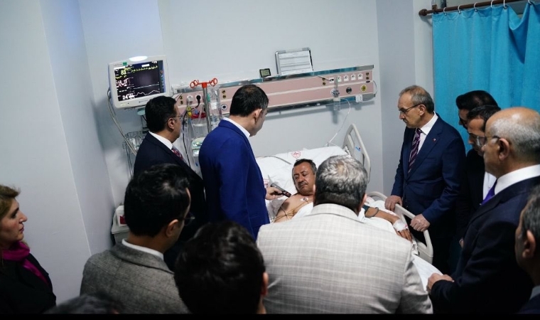 Ali Bakan’a Geçmiş Olsun Ziyareti: Murat Kurum’dan Destek
