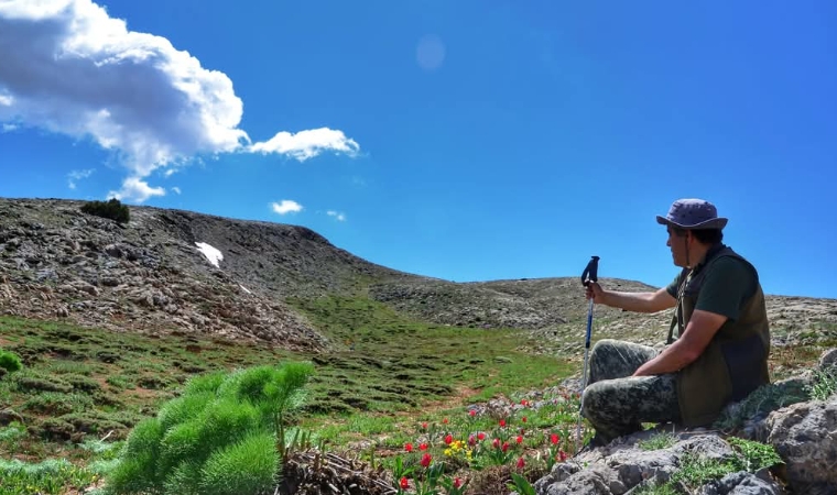 Alişan HAYIRLI / Beydağı; bir tutkudur, kara bir sevdadır