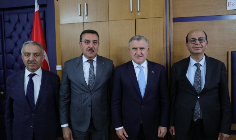 Bülent Tüfenkci, Yeşilyurt’a Spor Kütüphanesi Ve Güreş Sahası İçin Destek Talep Etti