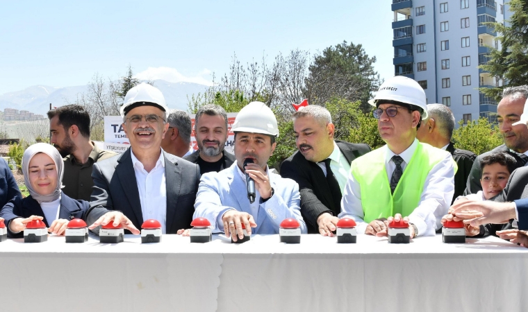 Çilesiz’de Temel Atıldı: Sıra Diğer Mahallelerde