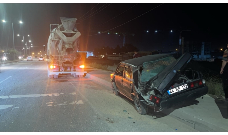İkizce'de Mikserli Kaza: Genç Sürücü Yaralandı