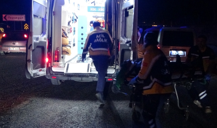 Malatya-Sivas Yolunda Kaza: 4 Kişi Hastanelik Oldu