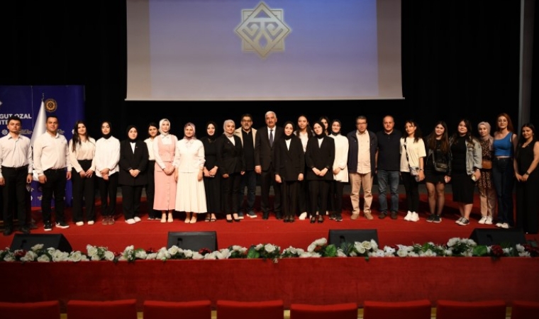 Malatya’da Şiir, Müzik Ve Renkli Etkinliklerle Bahar Geldi