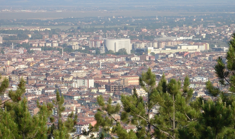 Alişan HAYIRLI / Şehir Hayatı, Kültürel Yozlaşma ve Biz