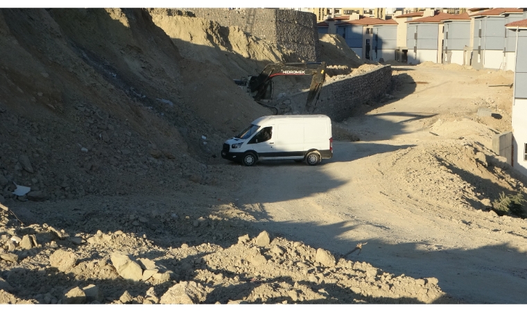 Battalgazi’de Kazı Çalışması Sırasında Askeri Mühimmat Çıktı