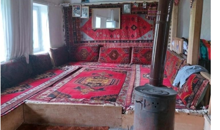 Divriği’deki Halı Hırsızlığı Malatya’ya Uzandı: Bir Kısmı Bulundu, Bir Kısmı Hâlâ Kayıp