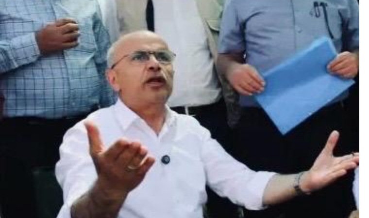 Halk Kuzu Gibi Bekledi, Başkan Aslan Gibi Kükredi