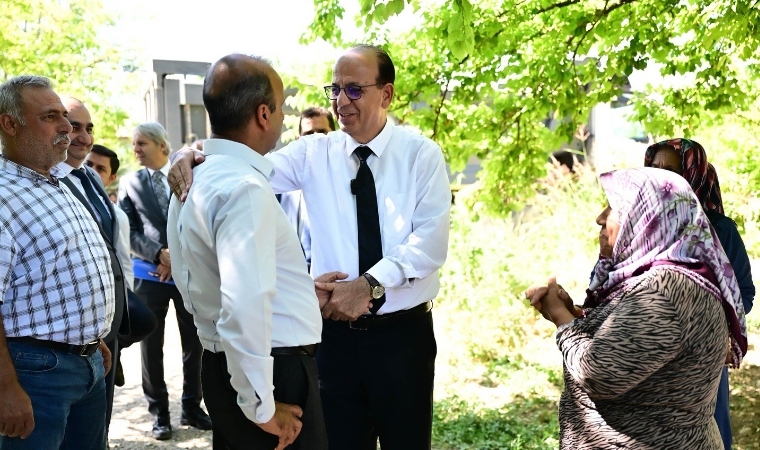 Mahmutlu Mahallesi’ne Sıcak Asfalt ve Yeni Park Müjdesi