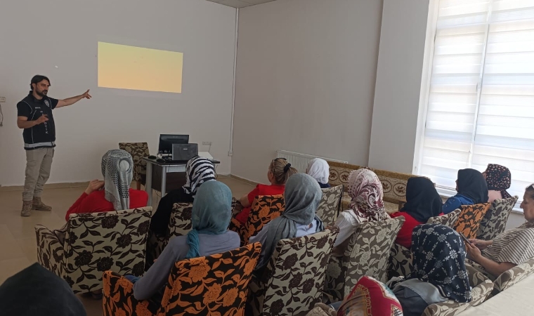 Malatya’da Kadınlara Madde Bağımlılığı Eğitimi: "En İyi Polis Annedir"