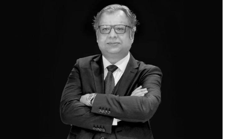Murat ÇETİN / Gökyüzü sıyrıldığında