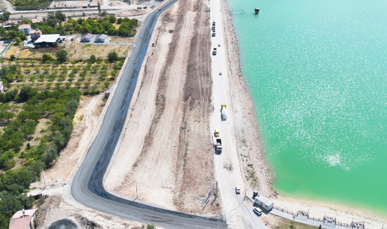 Asfalt Serimiyle Kırsal Ve Merkez Yenileniyor