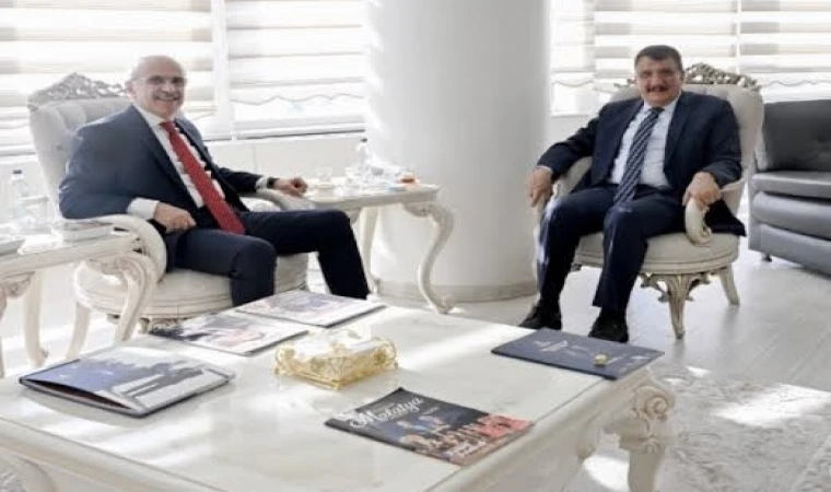 Biri 23 Diyor, Biri 12: Malatya’nın Borcu Kimin Hesabına Yazılıyor?