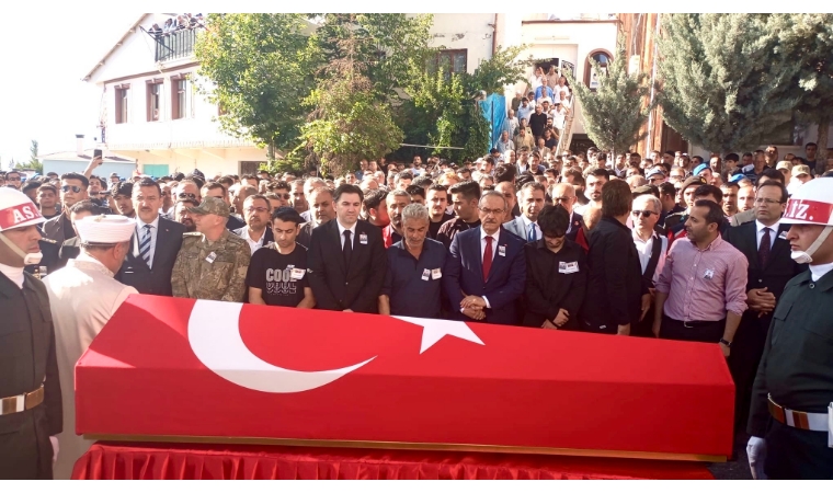 Kahraman Evlat Abdurrahman Akdoğan Ebediyete Uğurlandı