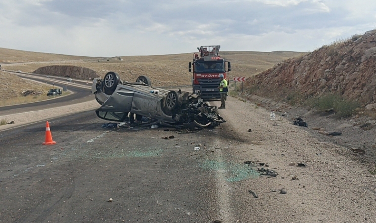 Kayseri–Malatya Karayolunda Feci Kaza: Otomobil Devrildi, 5 Kişi Yaralandı