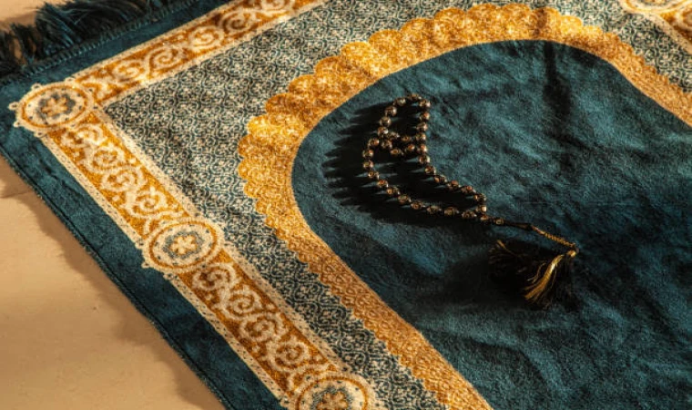 Kaza namazı kılarken cemaat başlarsa ne olur?