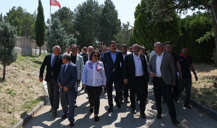 Malatya’da Başlayan Tarım Mesaisi Eskişehir’de Sürüyor! Tüfenkci: “Üreticinin Alın Teri Bizim İçin Kıymetlidir”