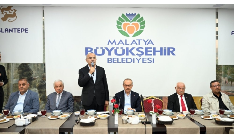 Vali Değişti Ama Belediye Fark Etmedi: Kurumsal Ciddiyet Sınıfta Kaldı, Valiyi Tanıyamadılar!