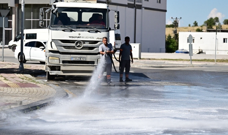 Yeşilyurt’ta Temizlik Günü: Seyran Mahallesi’nde Çöp Toplama Ve Yıkama...