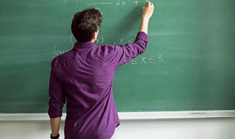 Başöğretmenlik Başvuruları İçin Geri Sayım Başladı
