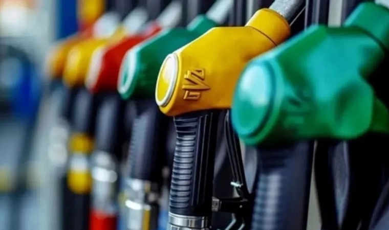 Benzinden Sonra Şimdi de Motorine Zam Kapıda