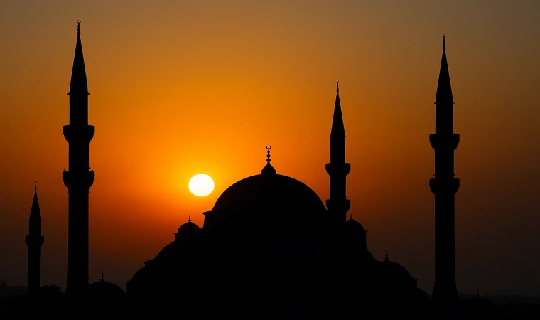 Cuma Günü Malatya’da Namaz Vakitleri Belli Oldu: İmsak 04.20, Akşam 19.09’da