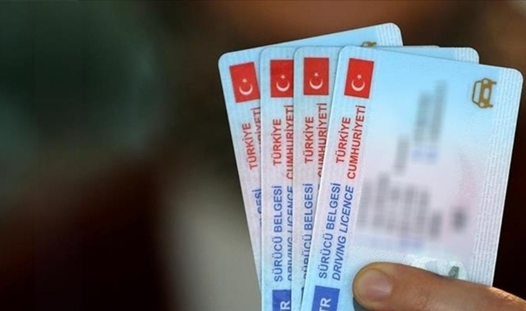 Eski Tip Sürücü Belgelerinde Son Tarih Değişti