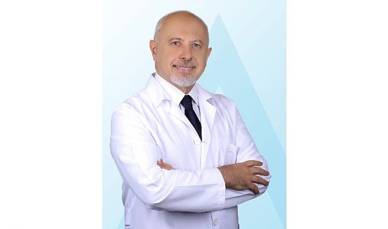 Karın Ağrınızın Nedeni Basit de Olabilir, Apandisit de!
