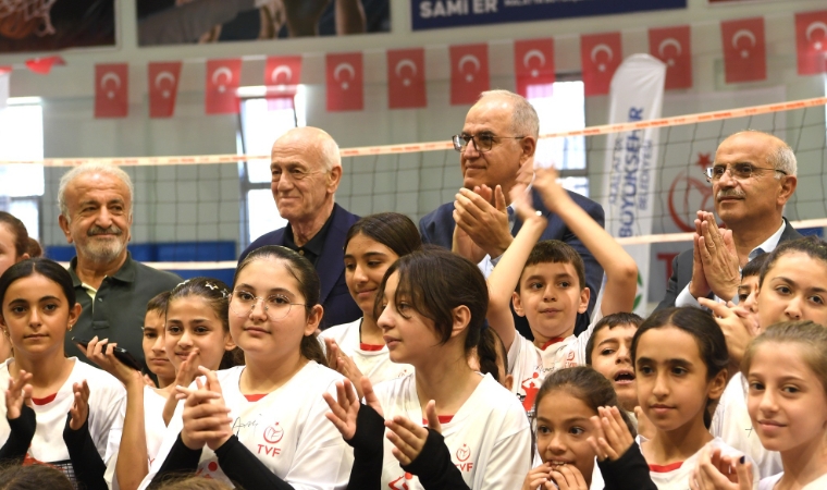 Malatya, Fabrika Voleybol Projesi ile Spor Alanında Yeni Bir Döneme Giriyor!