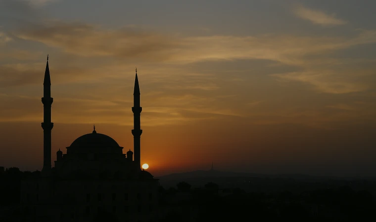 Malatya’da 17 Safer 1447 Namaz Vakitleri: 11 Ağustos 2025 İmsakiye